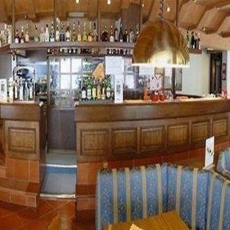 ליביניו Hotel Ferre מראה חיצוני תמונה
